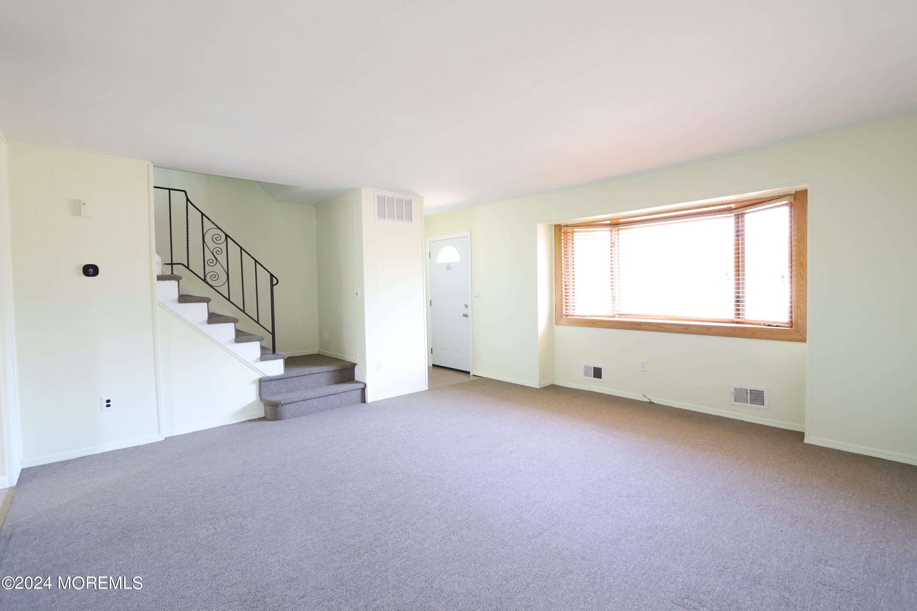 814 Laurel St – photo 3