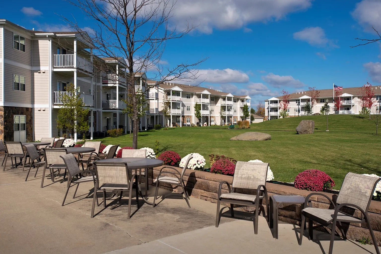 Hearthstone Village - Senior Living – photo 4