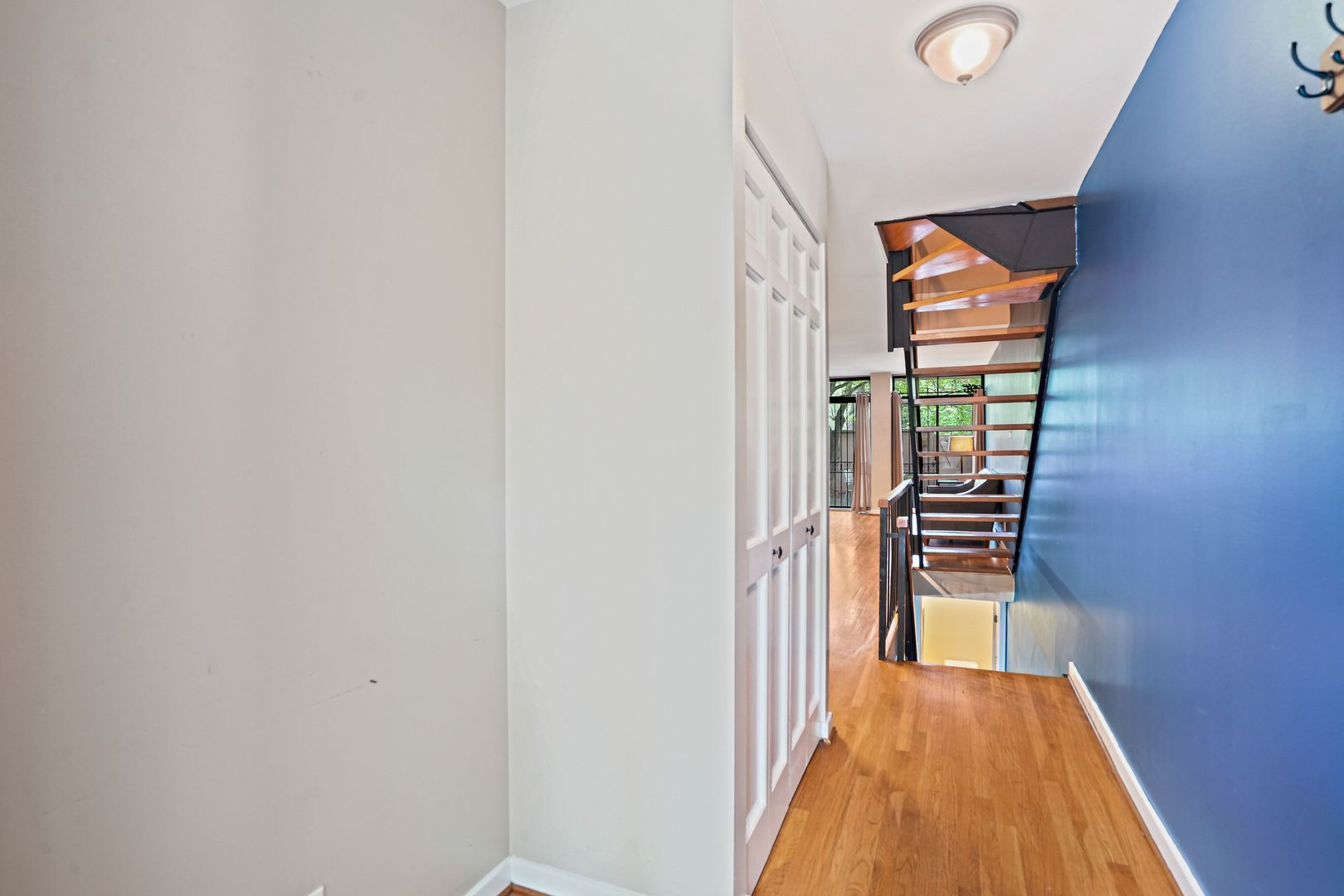 1285 Delaware Ave SW – photo 5