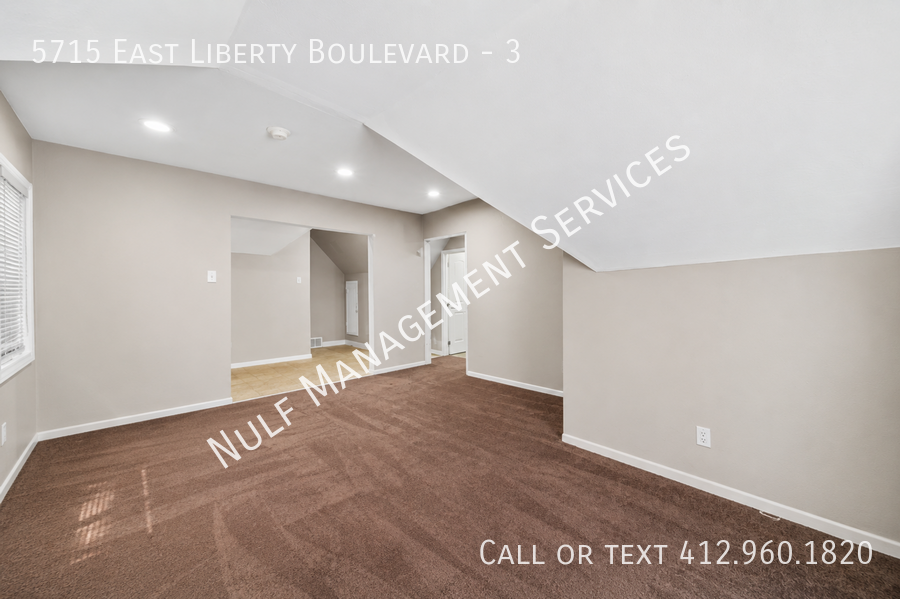 5715 E Liberty Blvd – photo 4
