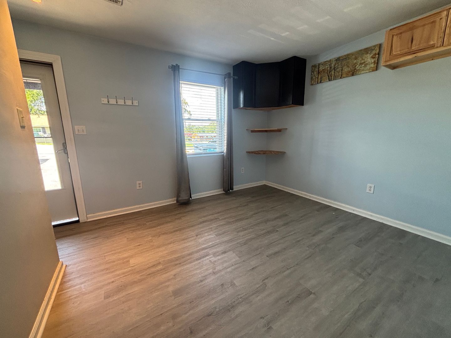1917 Wallace Ave NE – photo 5