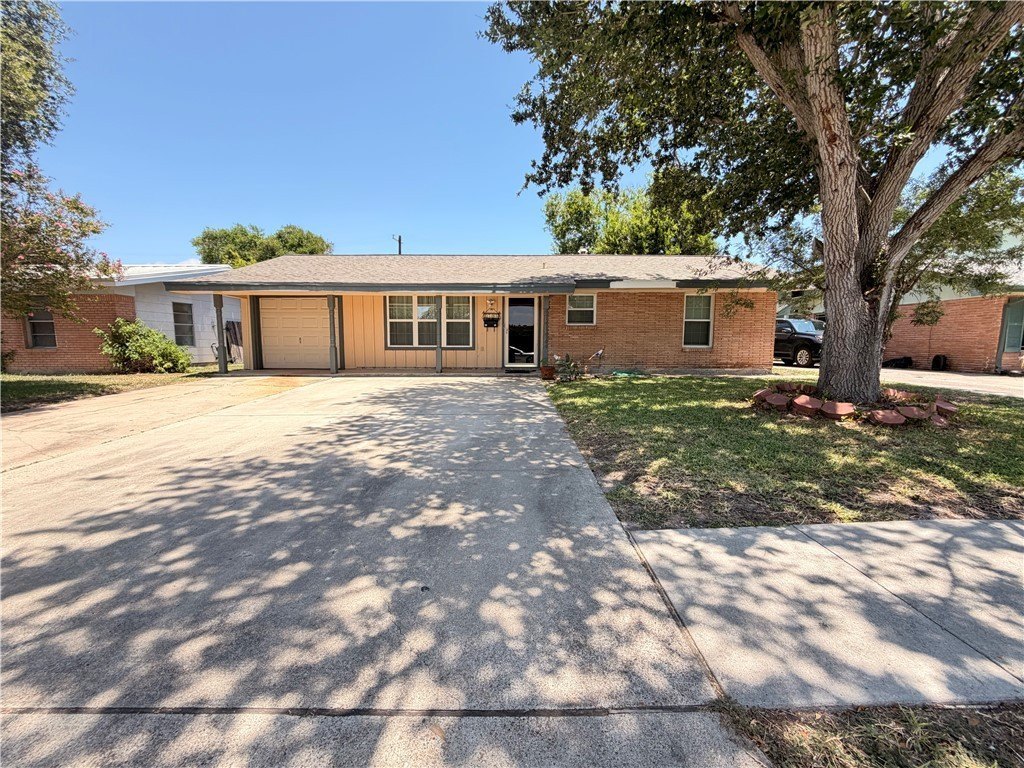 1708 Crosby St – photo 1