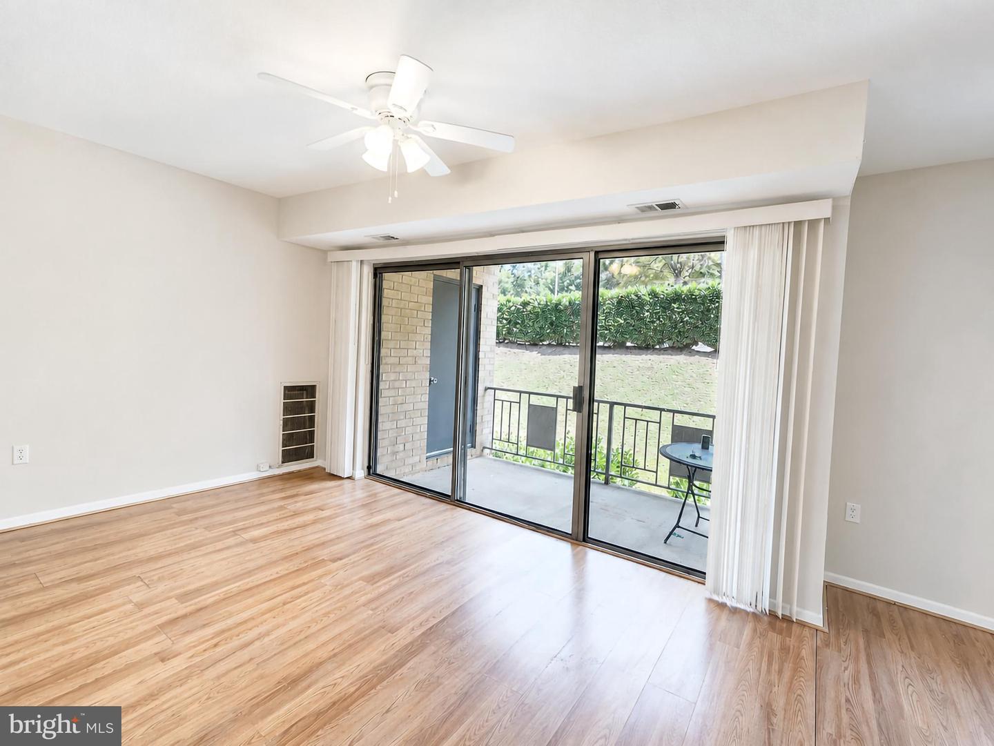 5107 Crossfield Ct unit 306 – photo 5