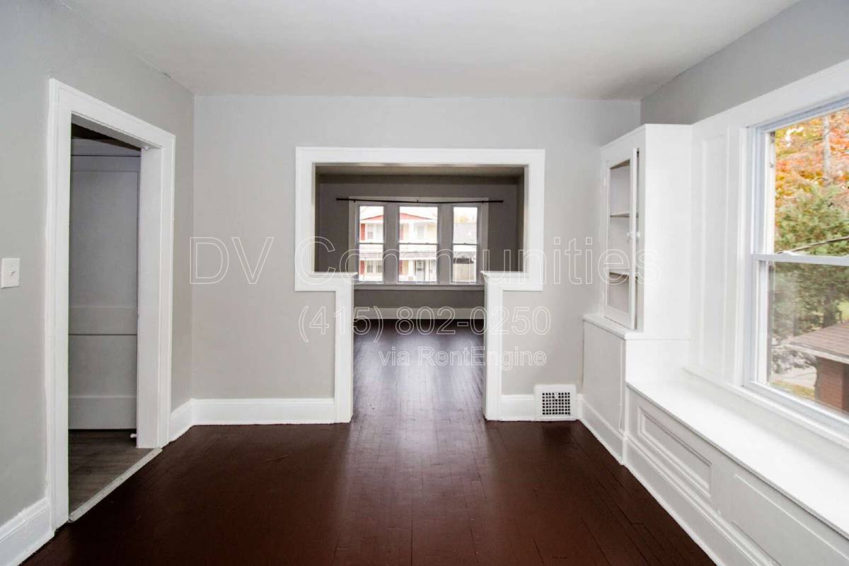 14112 Edgewood Ave – photo 2