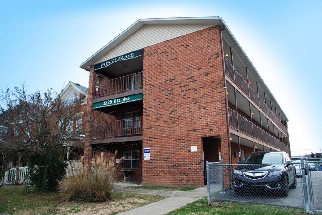 1325 6th Ave unit 10 – photo 1