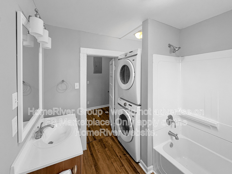 1219 N Chamberlain Ave – photo 4