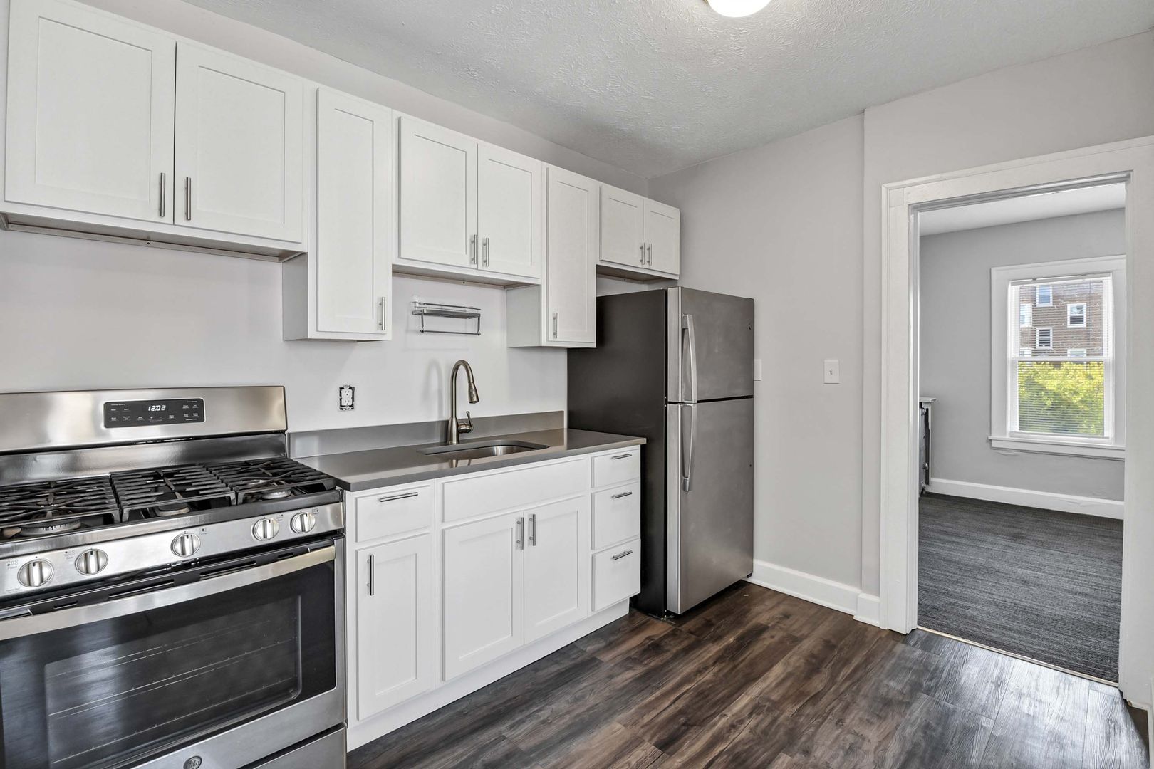 12002 Lake Ave unit 31 – photo 3