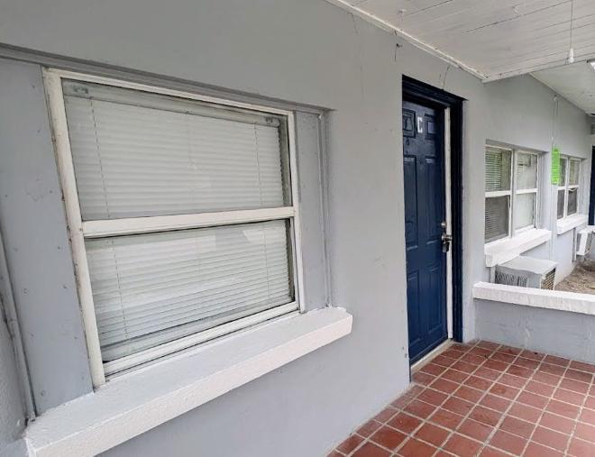 1325 E Sitka St – photo 3