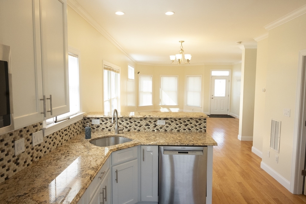 2 Westbrook St unit 1 – photo 4