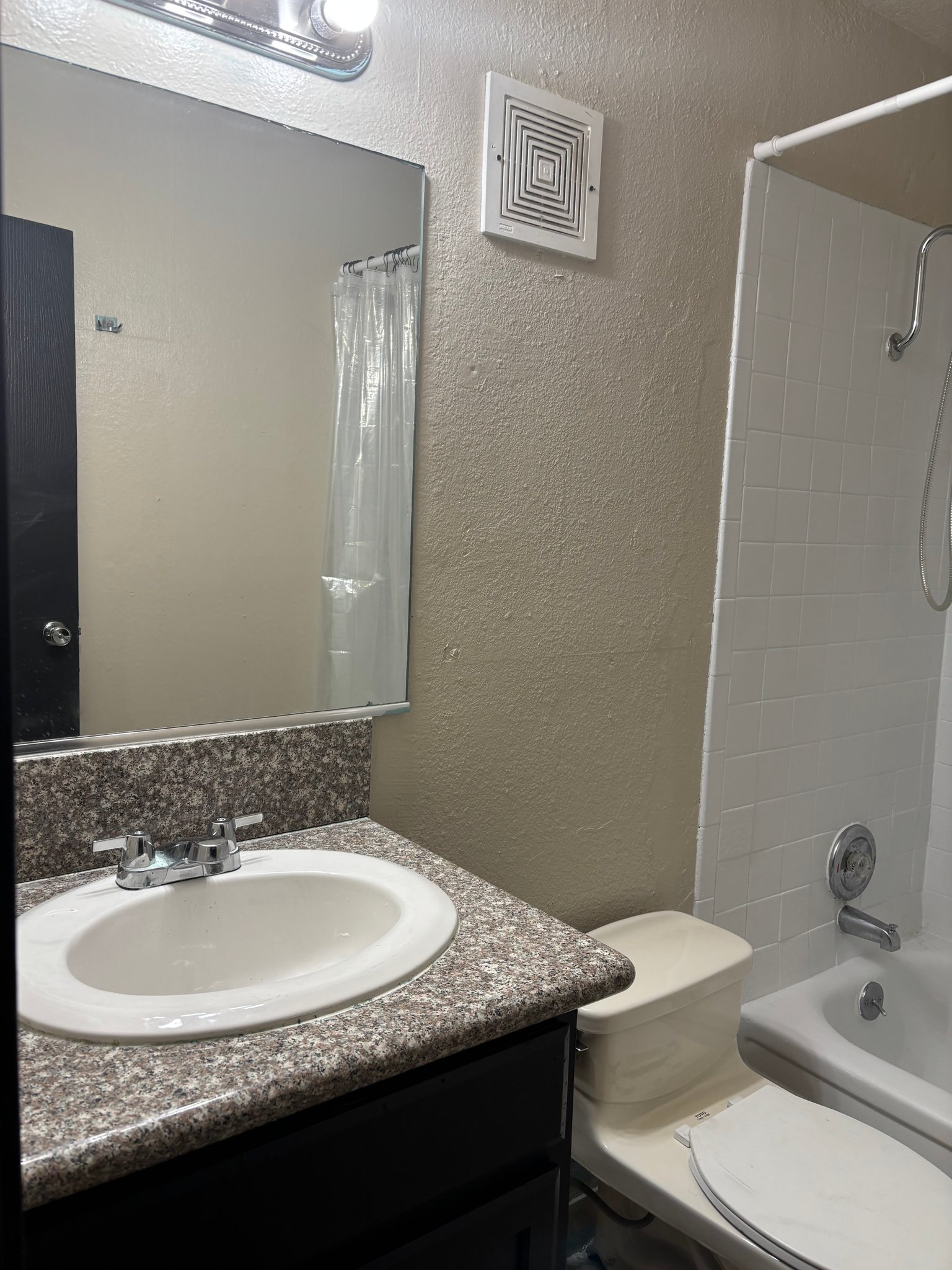 921 Las Vegas Blvd N unit 118 – photo 5