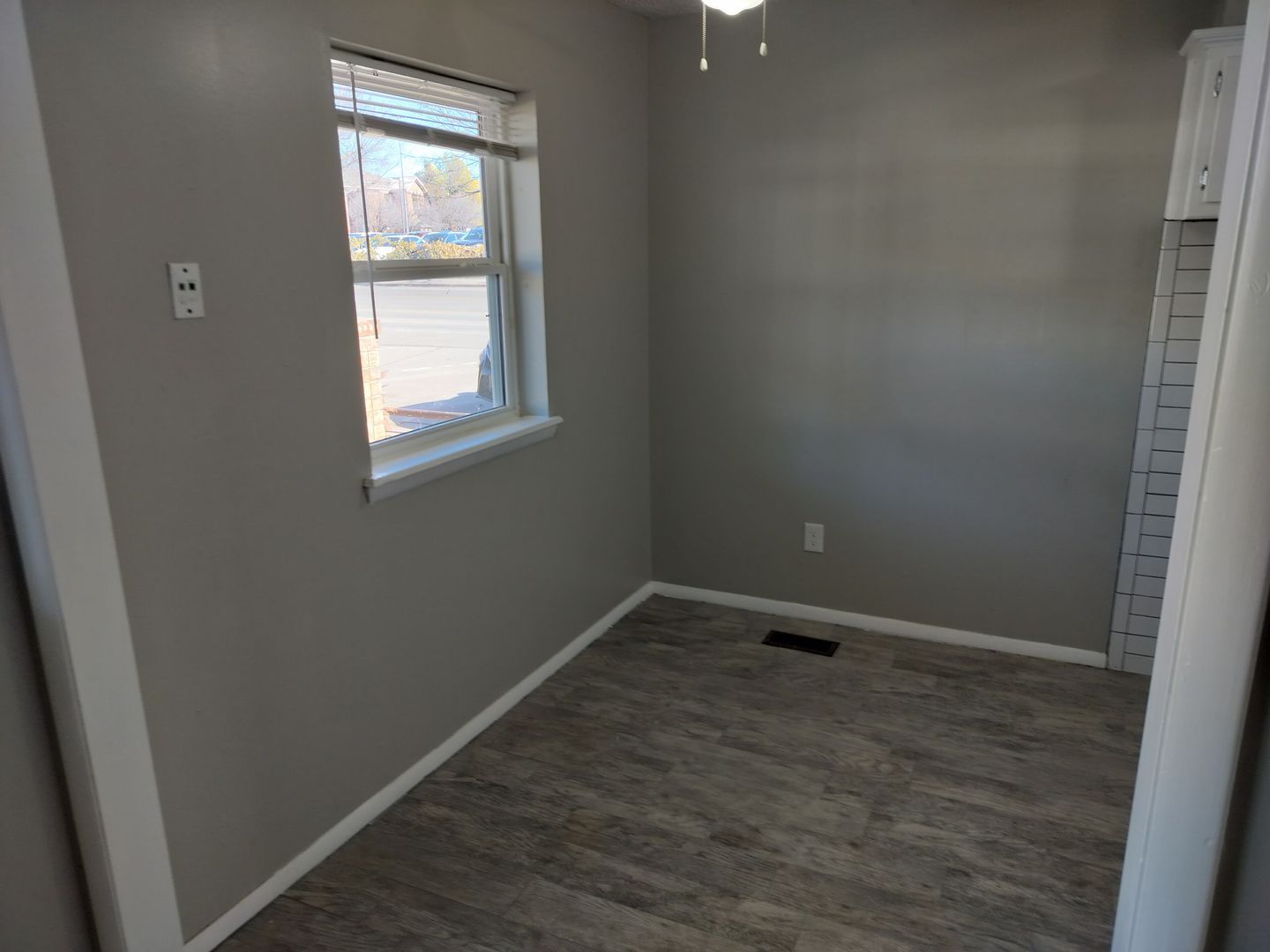 301 N University Dr unit 1 – photo 3