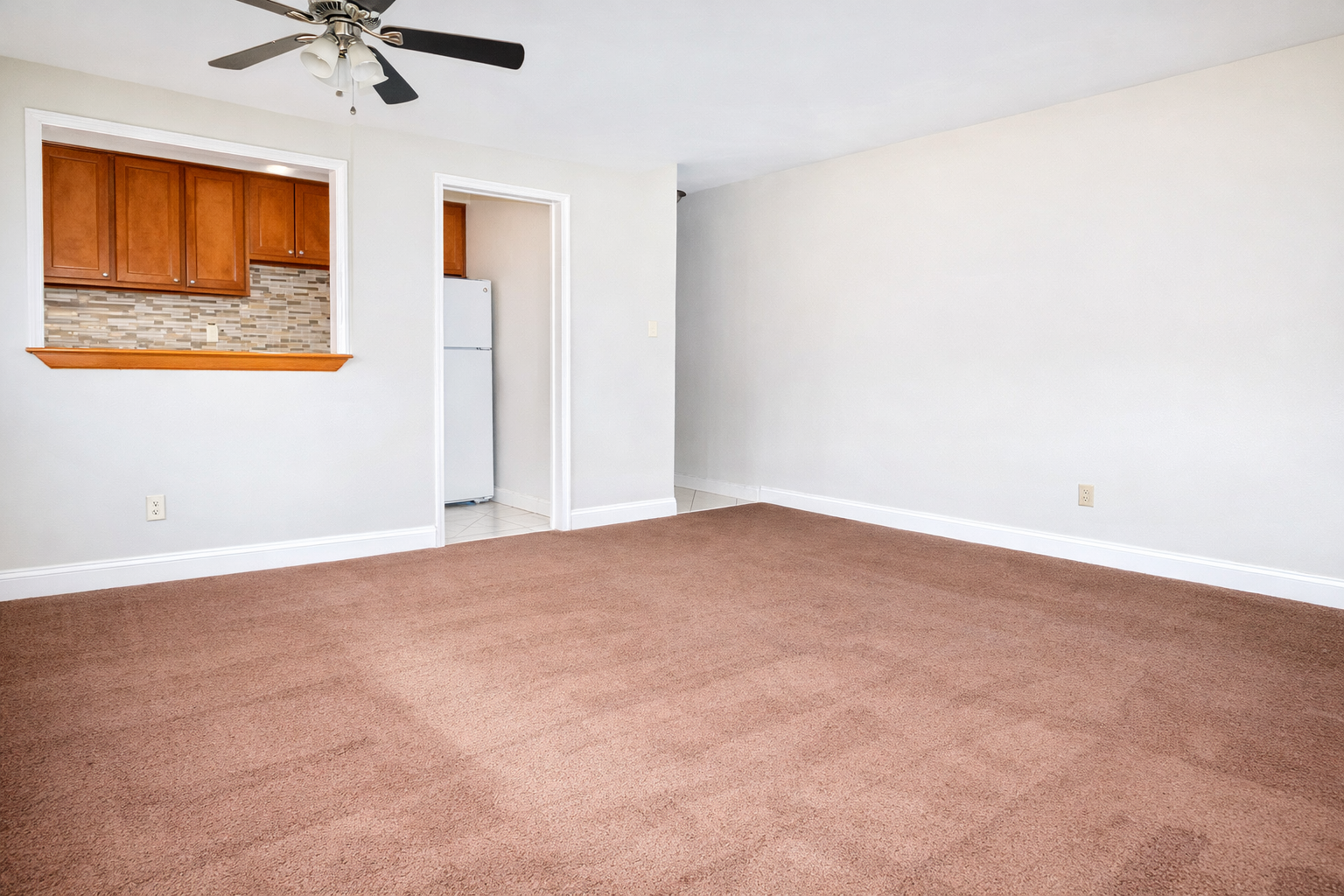 220 Hutchinson Ave unit B-11 – photo 2
