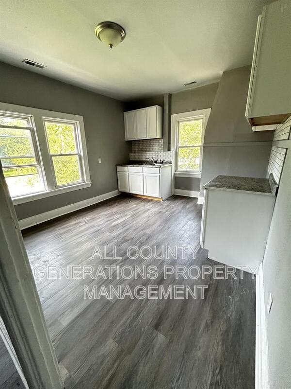 1230 Norwood Rd – photo 3