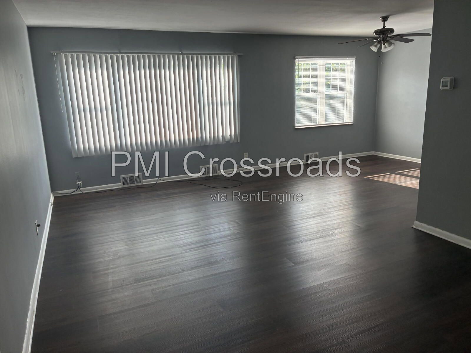 16025 Van Aken Blvd unit Apartment 201 – photo 2