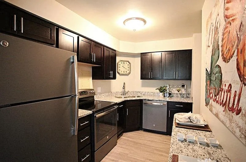 Hamilton House – photo 1