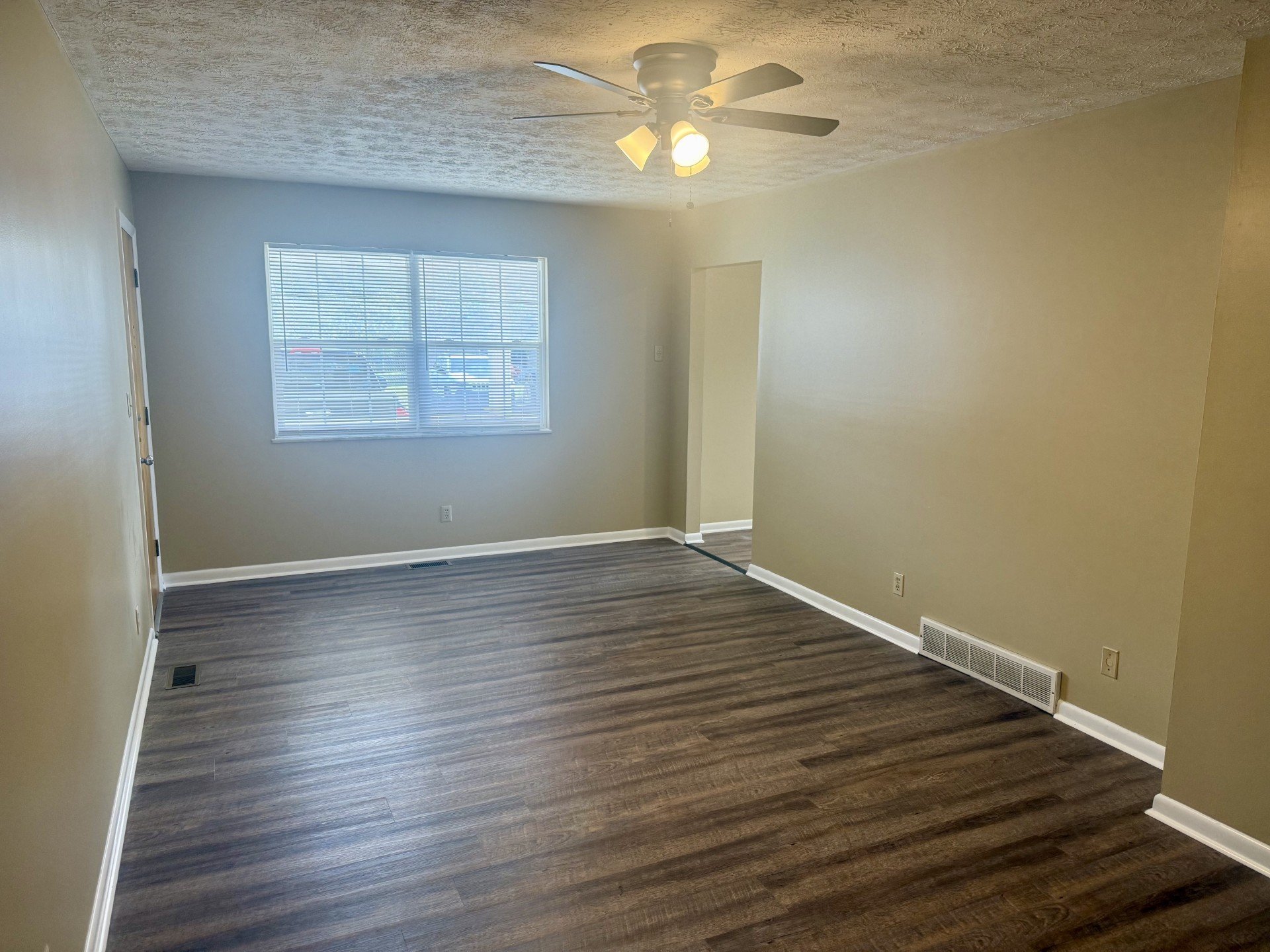 2203 Adams Ave unit 5 – photo 3