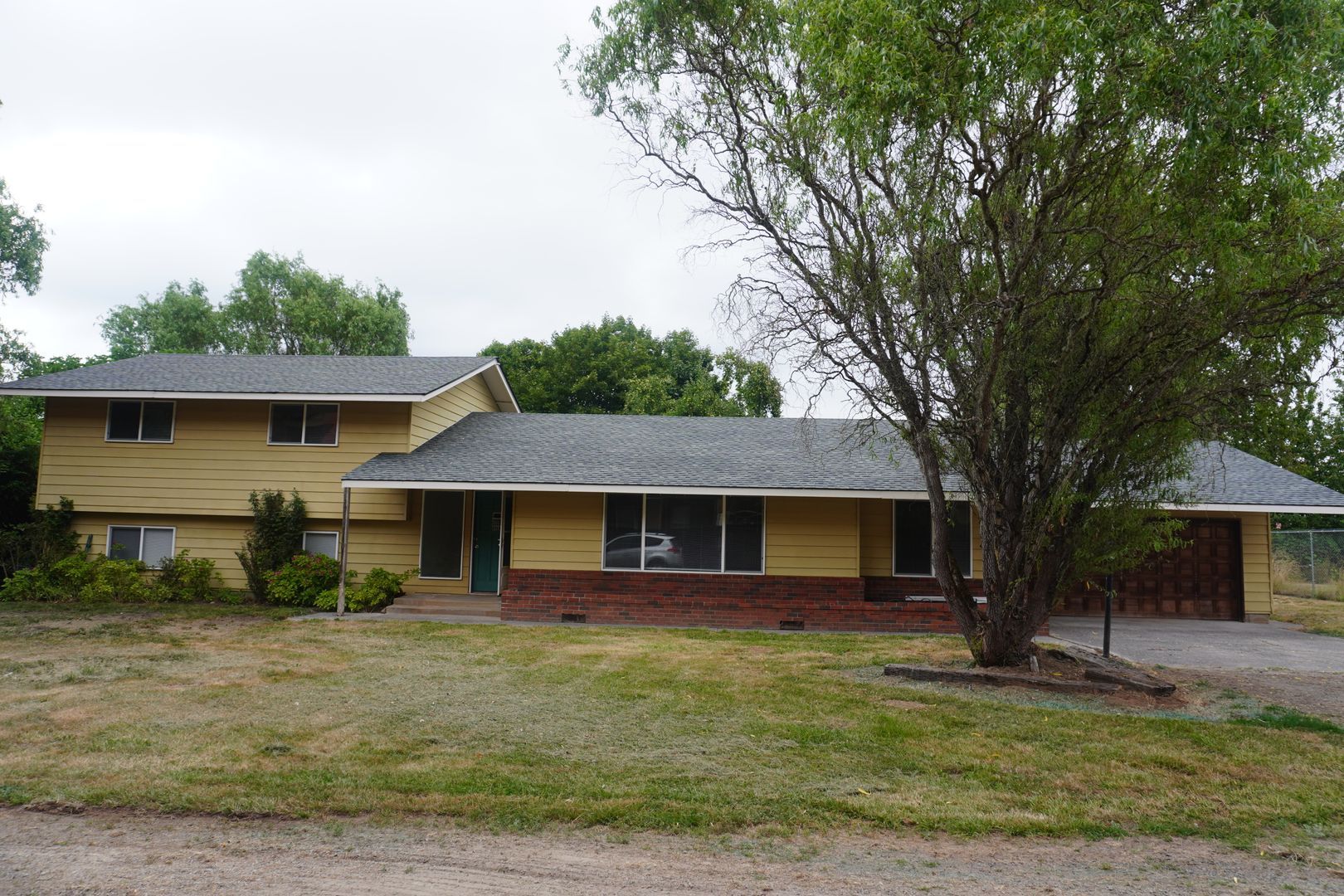 2238 NE 179th St – photo 1