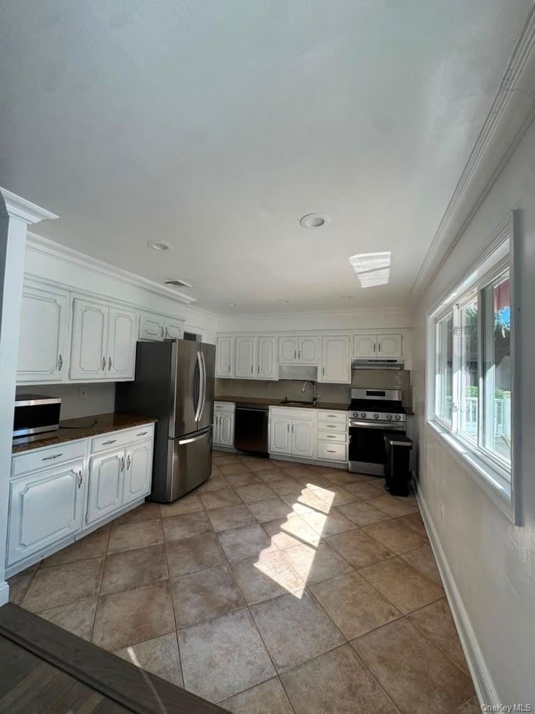 10 Dartmouth Dr – photo 2