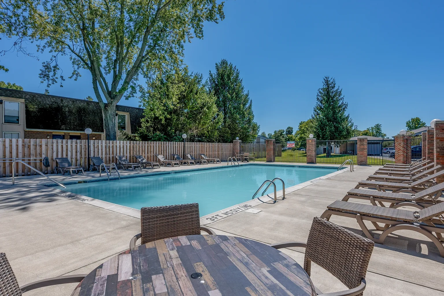 Lyons Gate Apartments – photo 2