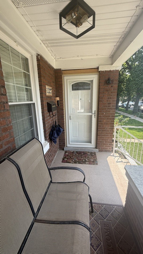 1327 Euclid Ave – photo 3