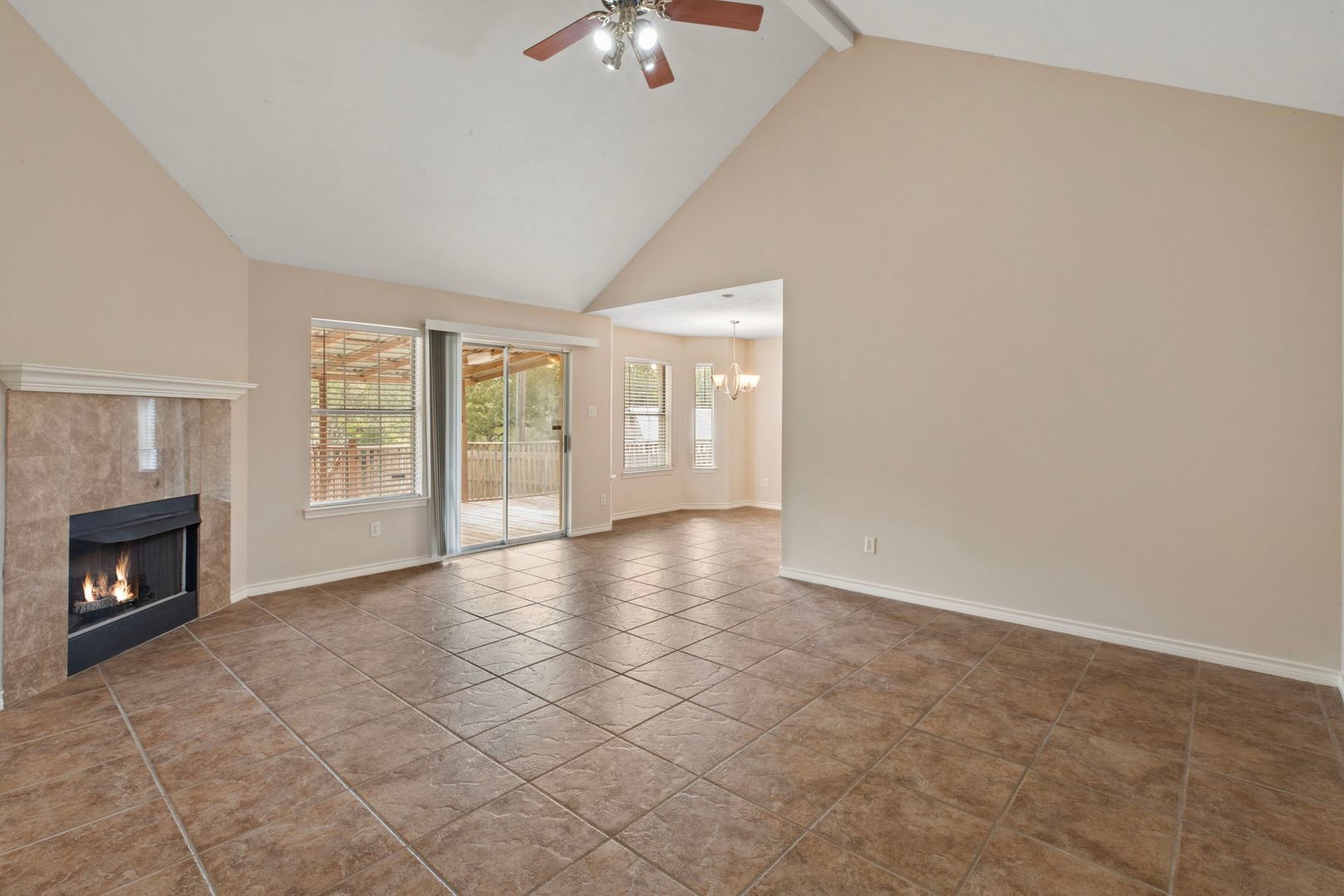 2511 Westwood Main Dr – photo 5