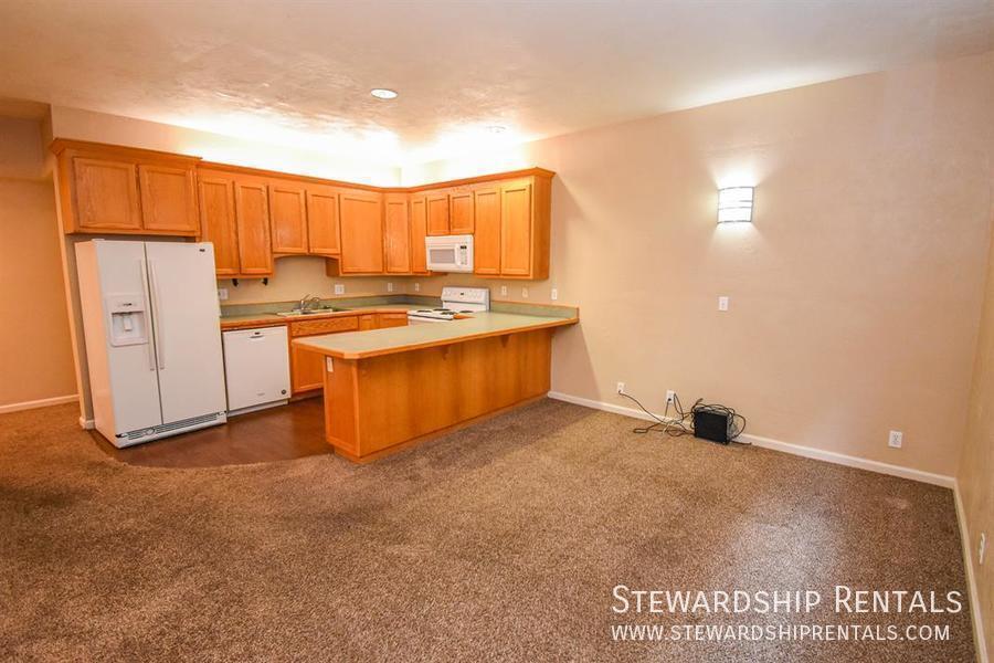 1825 Harris St – photo 4
