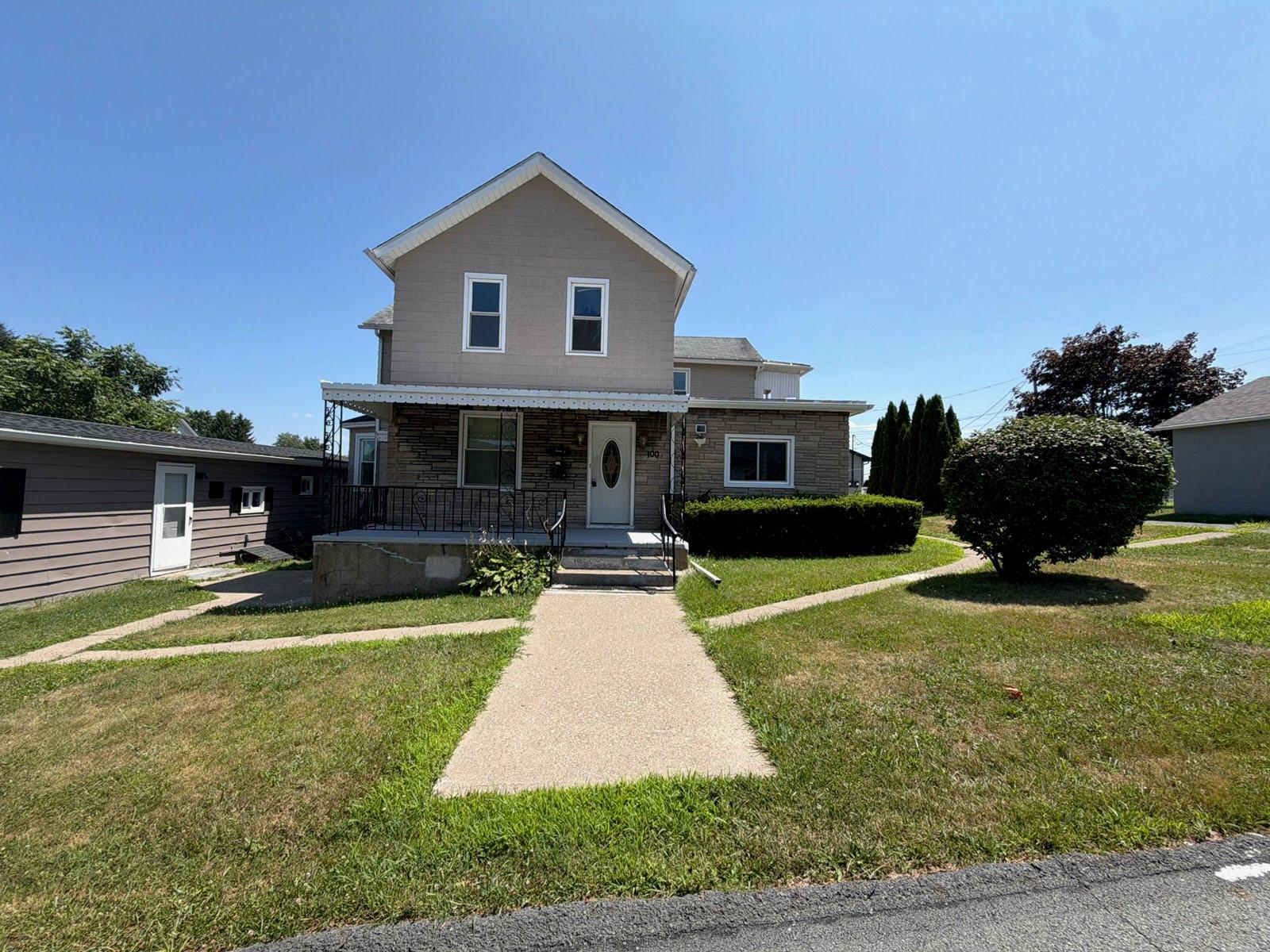 100 Rose Ln – photo 1