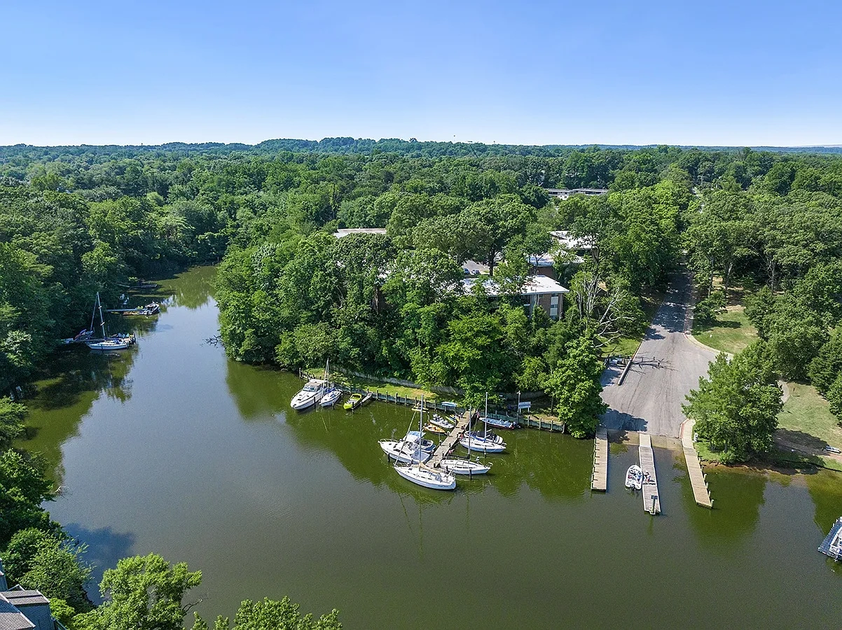 Spa Cove Apartments – photo 2