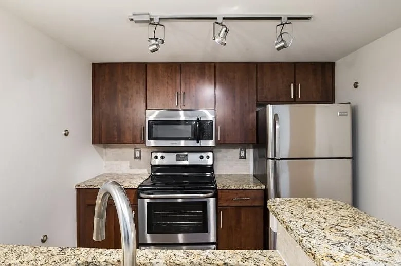 The Lofts at Franklin Apartments – photo 5