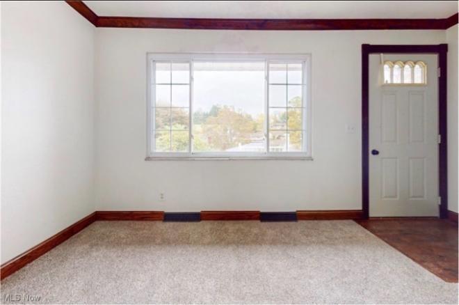 240 Stardust Dr – photo 3