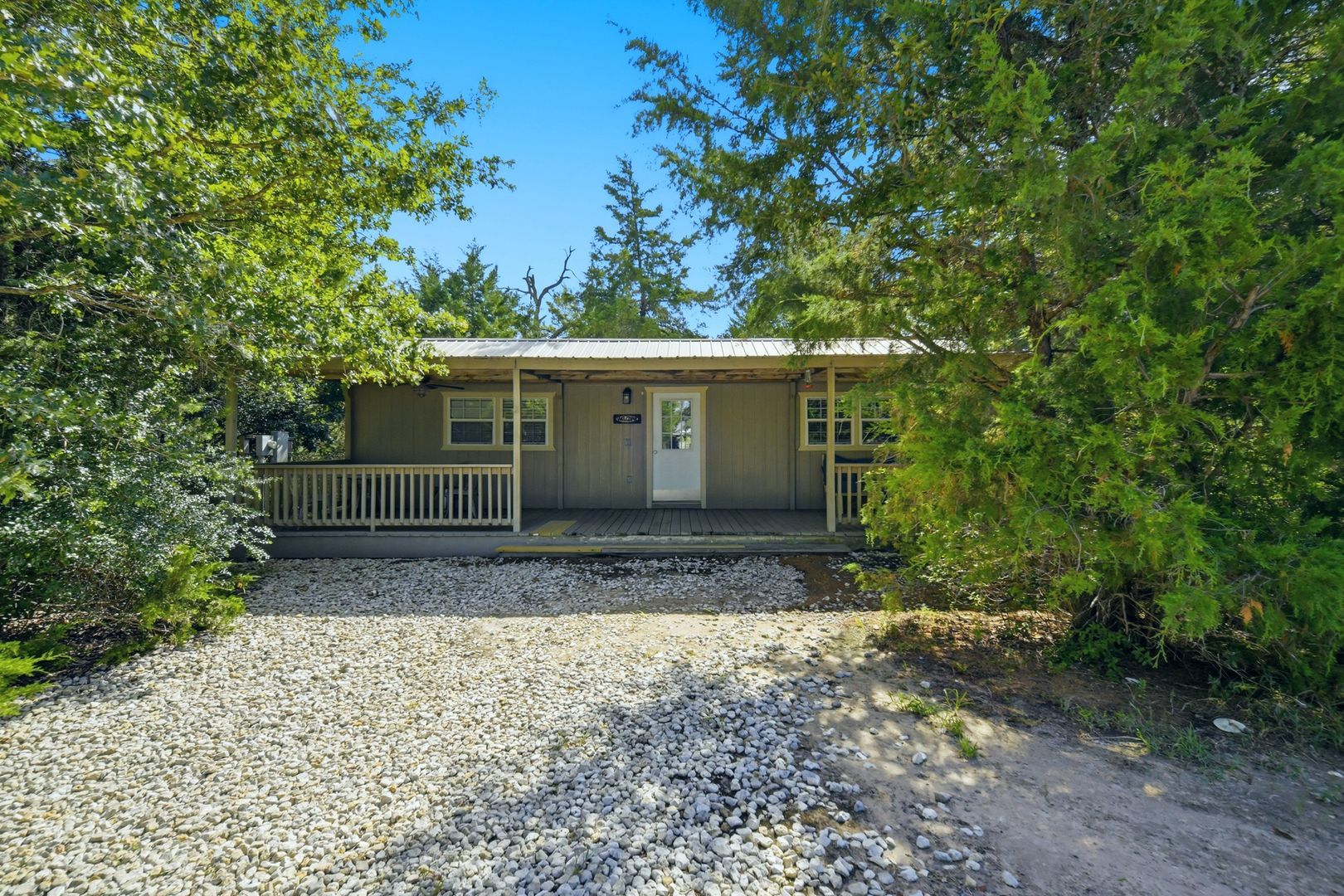 11351 Oak Lake Rd – photo 2