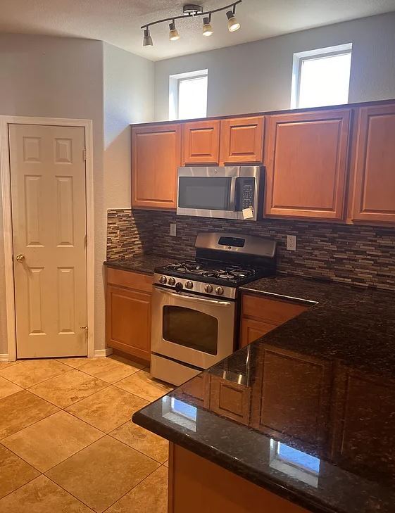 168 E Calle Del Rondador – photo 4
