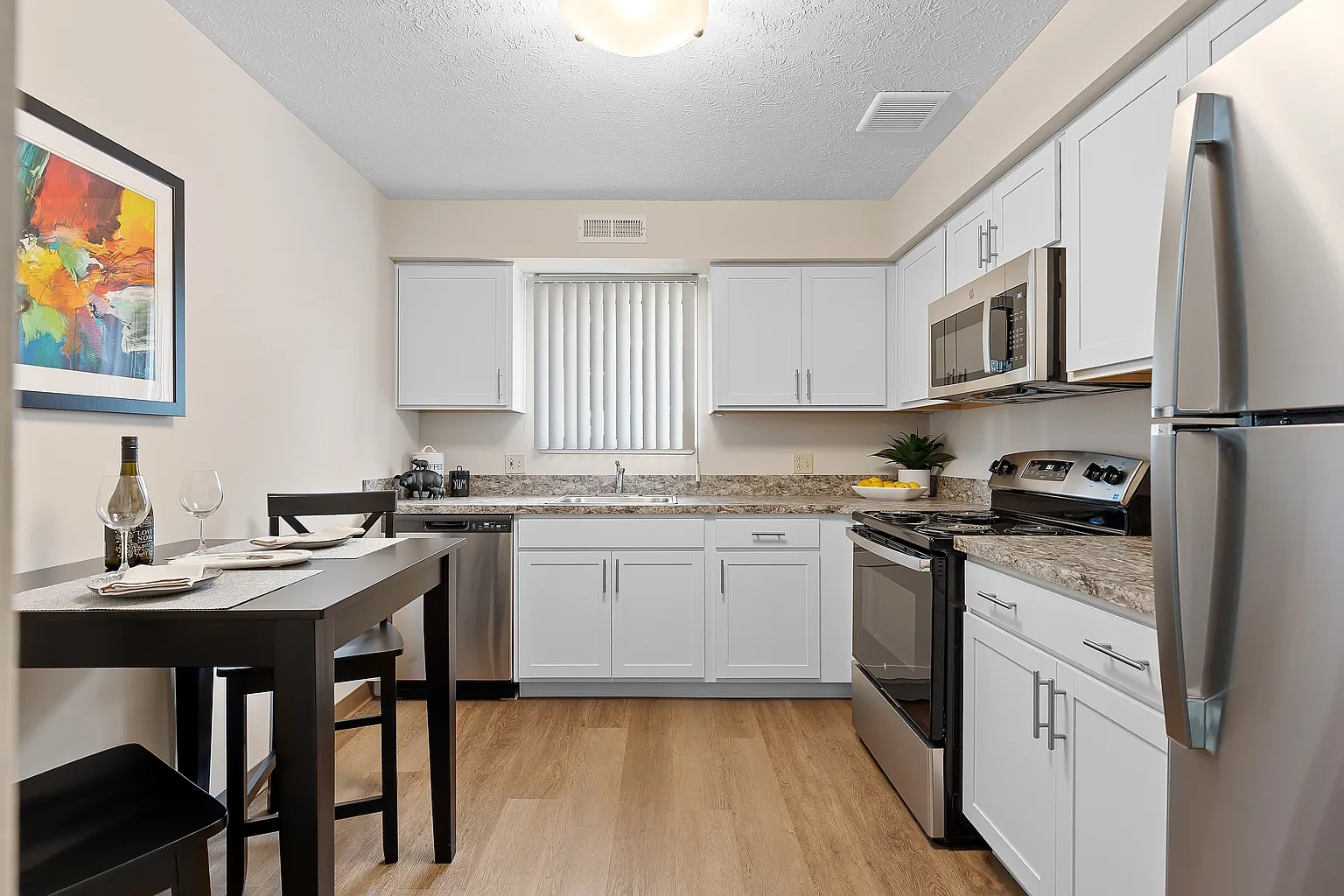 Foxmoor Apartments – photo 3