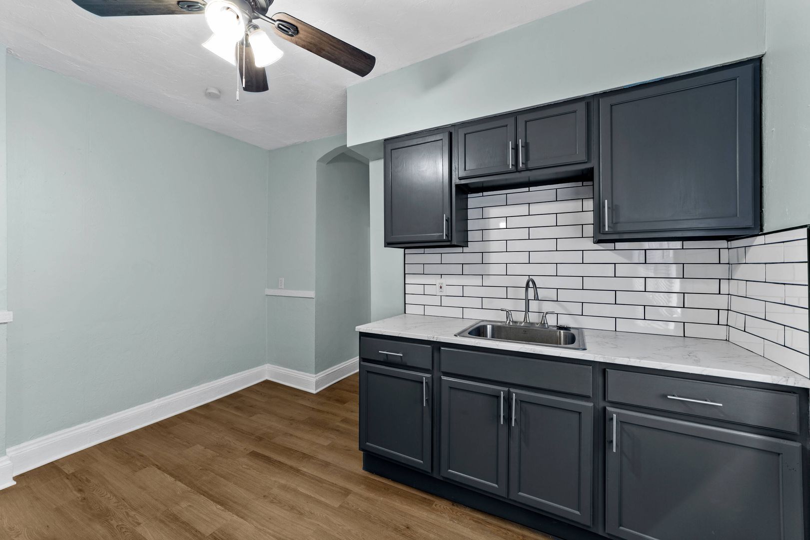 3416 E 139th St unit Unit 3 – photo 4