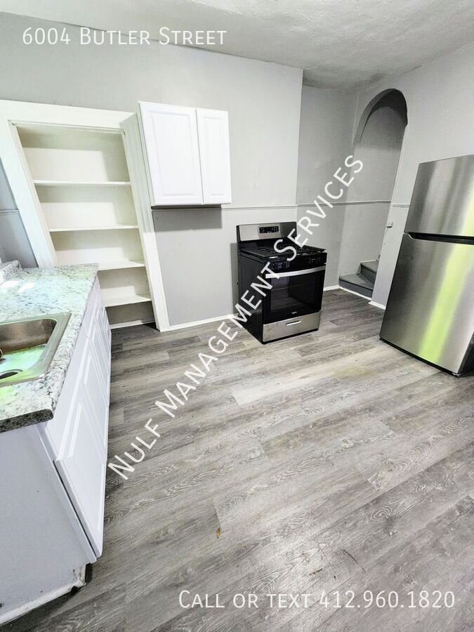 6004 Butler St – photo 1