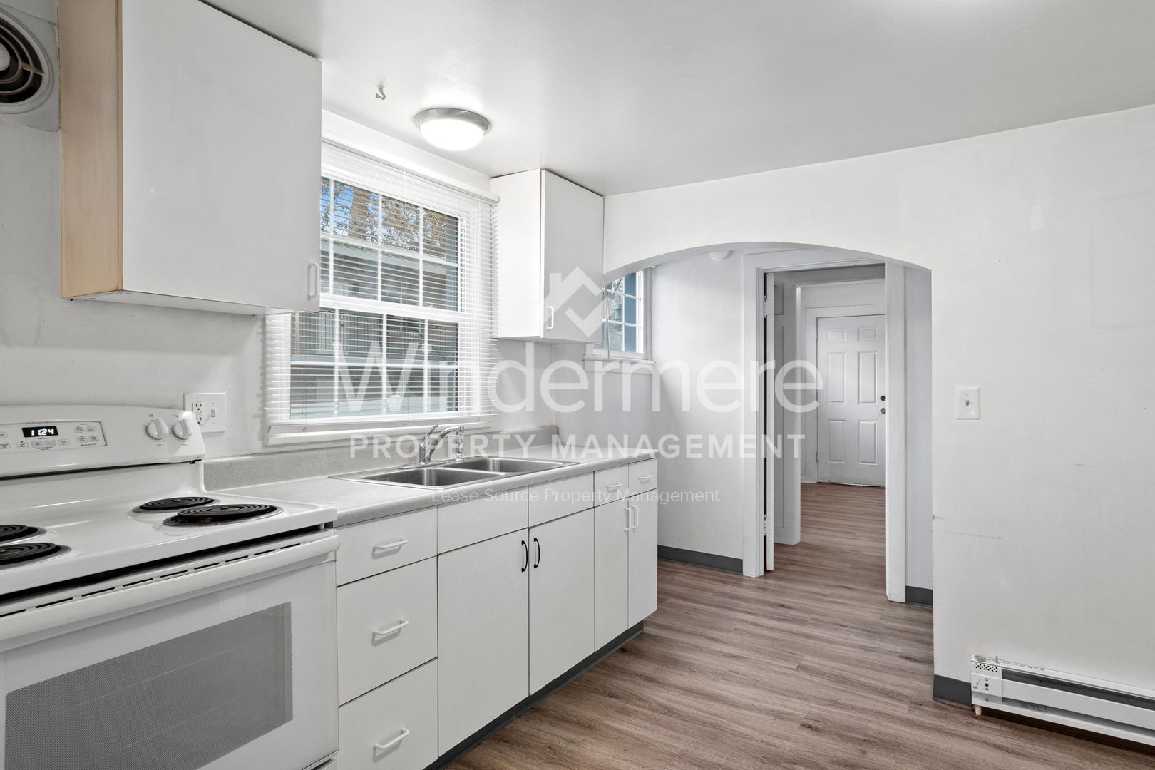 1425 W 8th Ave unit Unit 01 – photo 2