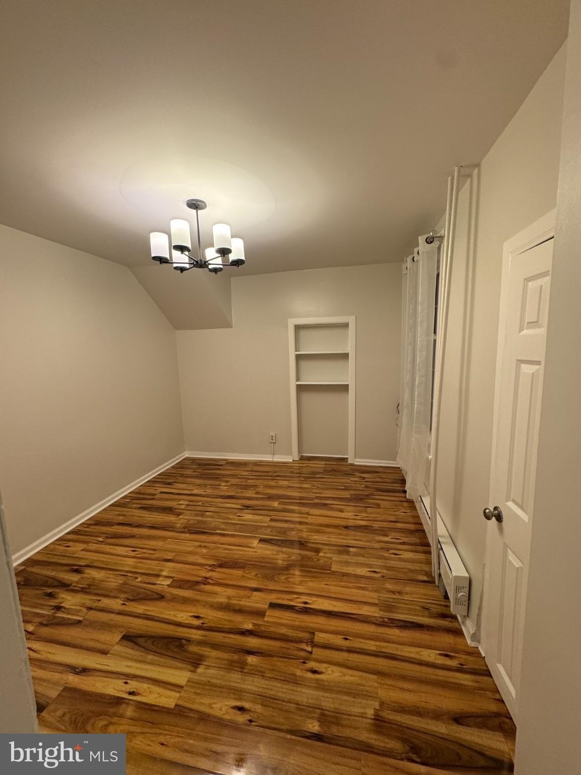 329 S 4th St #B – photo 3