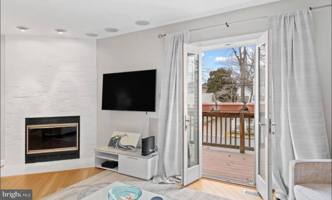 31 6th St unit B – photo 4