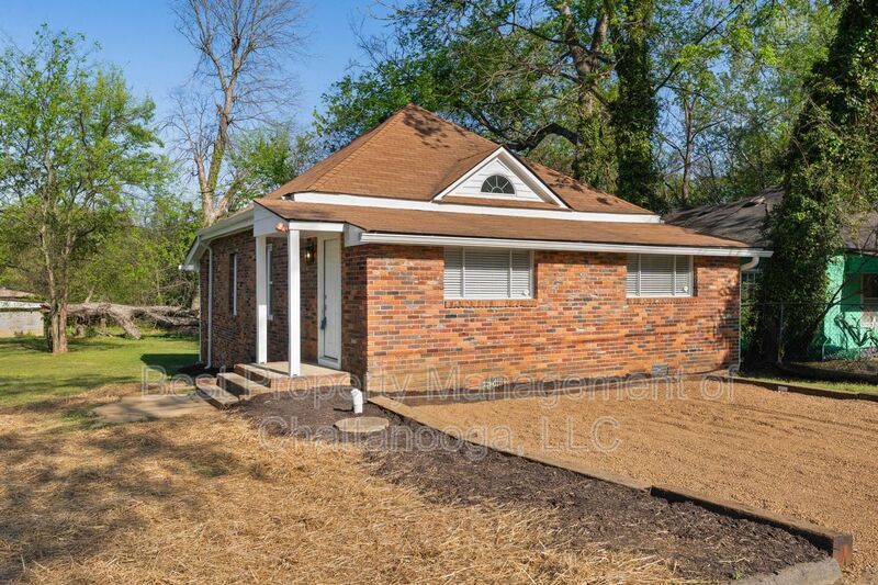 1717 Stanfiel St – photo 4