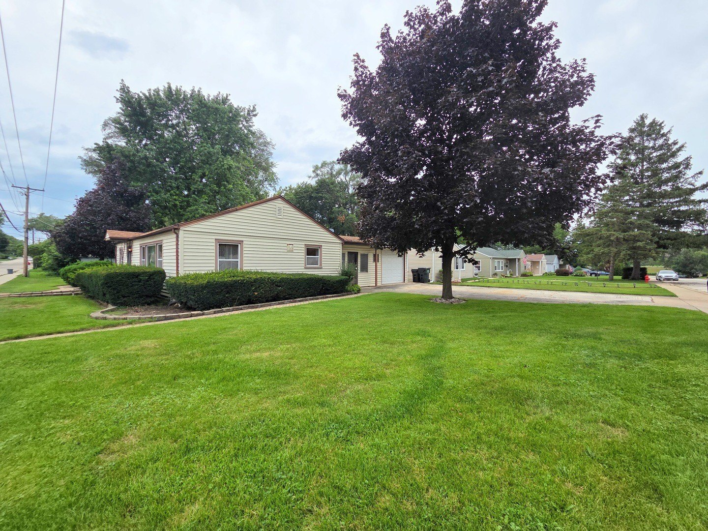 336 E Orchard St – photo 2