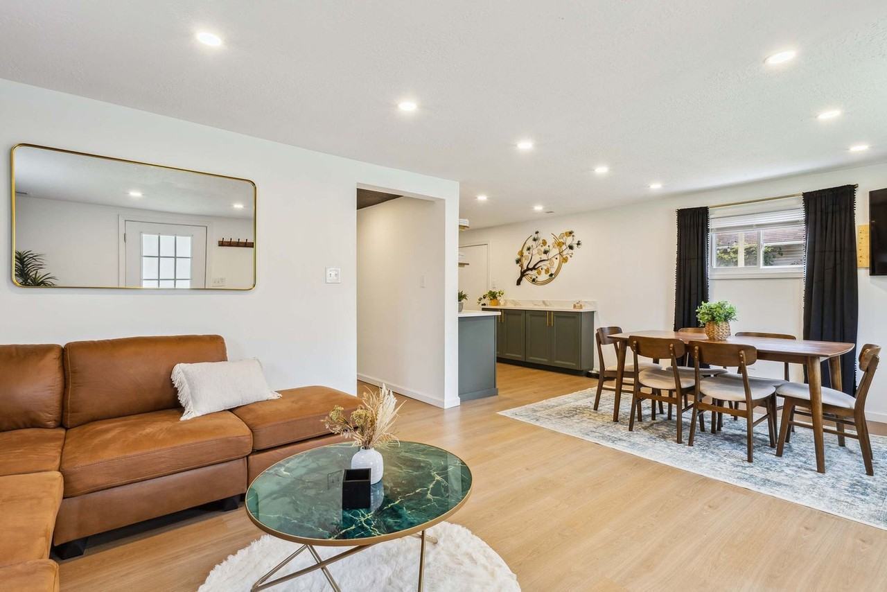 1045 Jefferson St unit 1593986P – photo 3