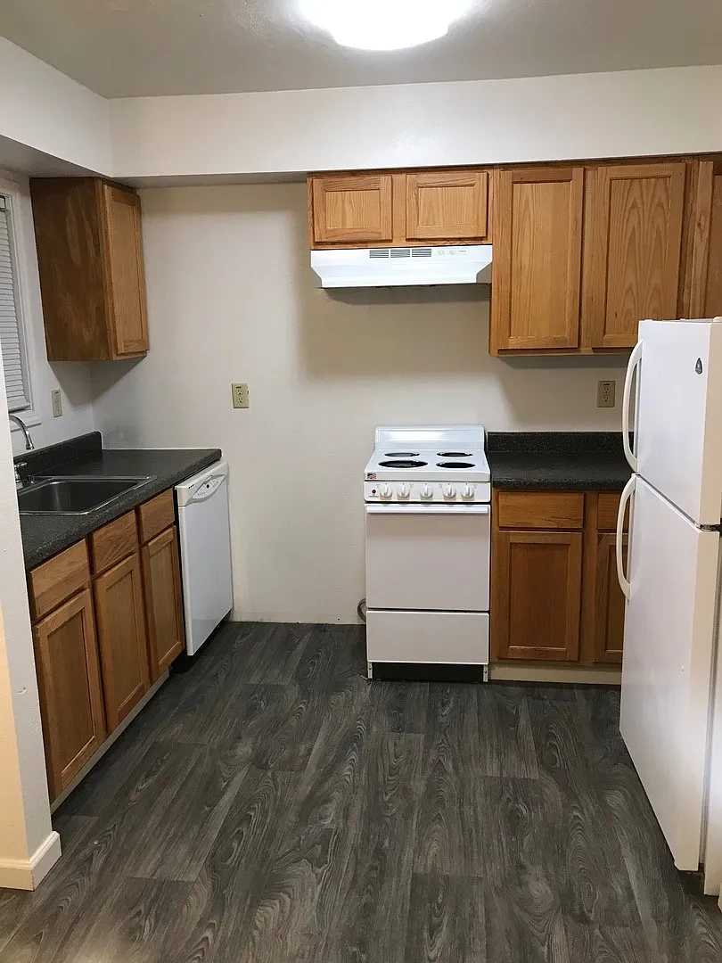 Park Place East – photo 5