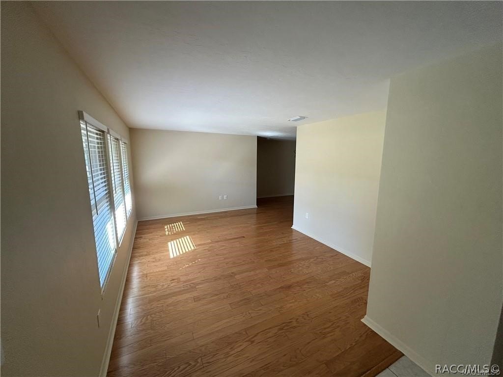 515 E Falconry Ct – photo 2