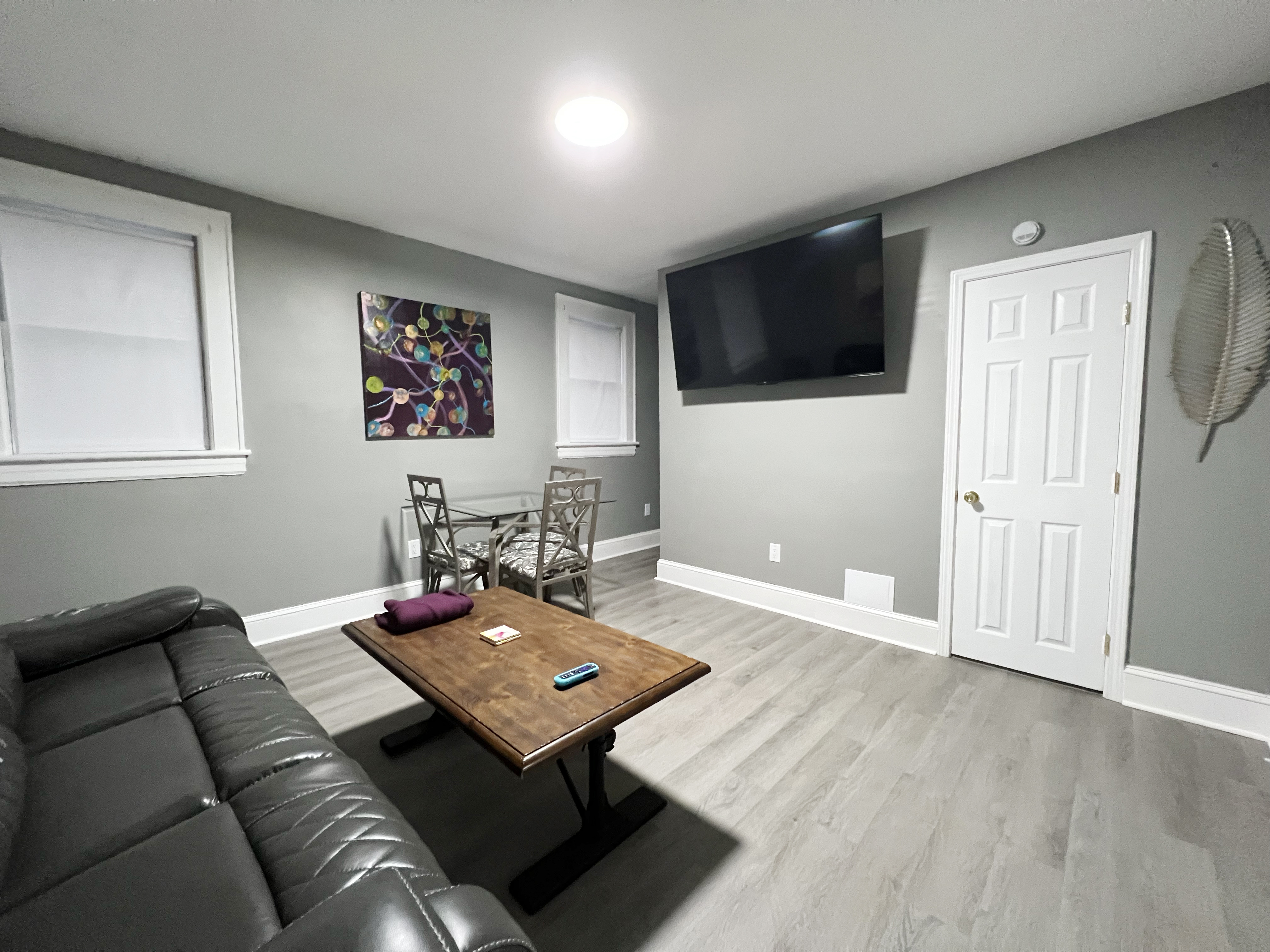 817 Ferdinand Ave SW unit 3 – photo 1