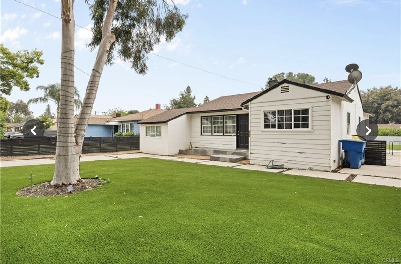 855 W 29th St – photo 2