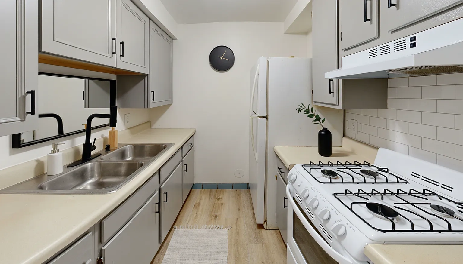 Wilson School Apartments – photo 5