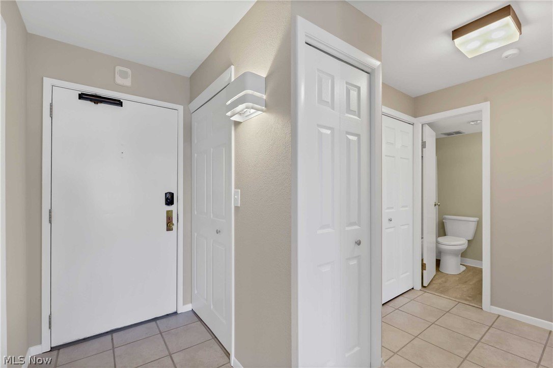 12500 Edgewater Dr #1206 – photo 4
