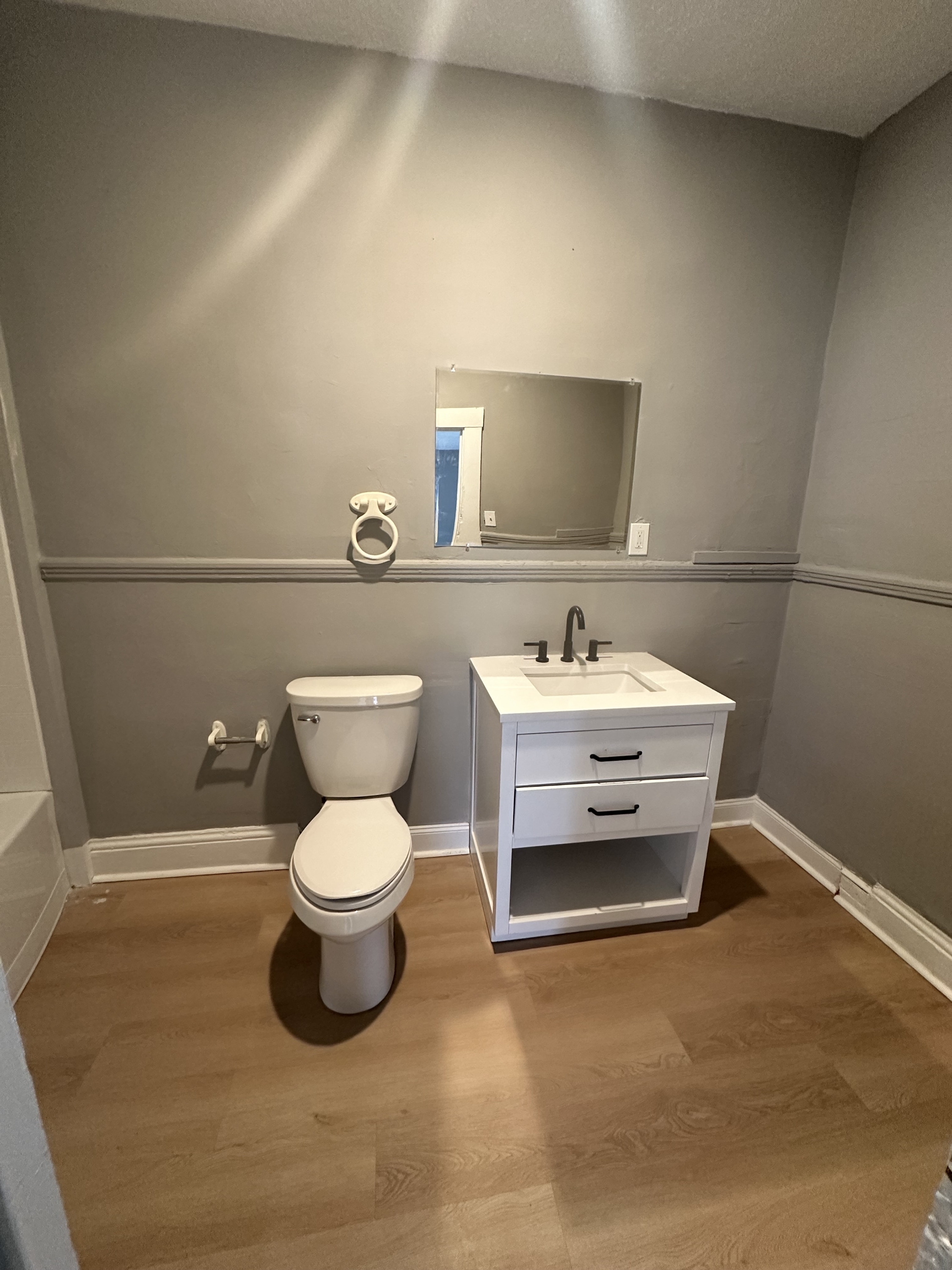 4520 Bush Ave unit 4 – photo 2