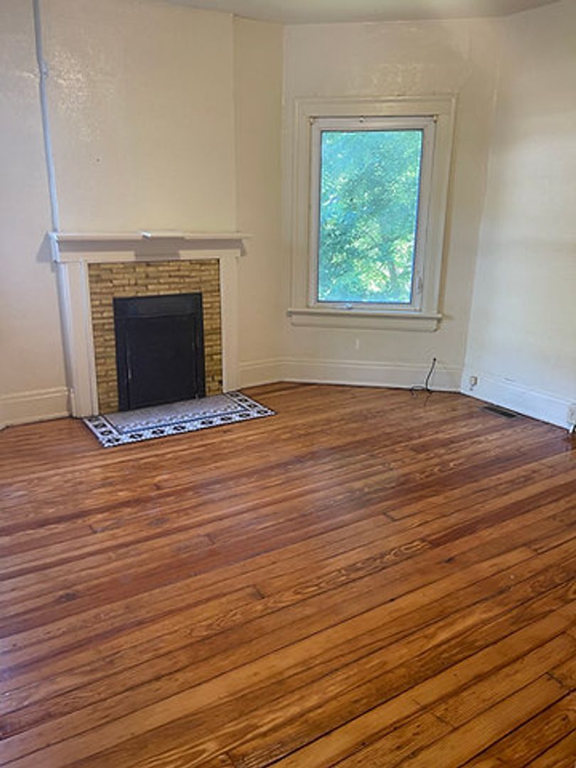 321 S Main St unit 321 S. Main St. – photo 5