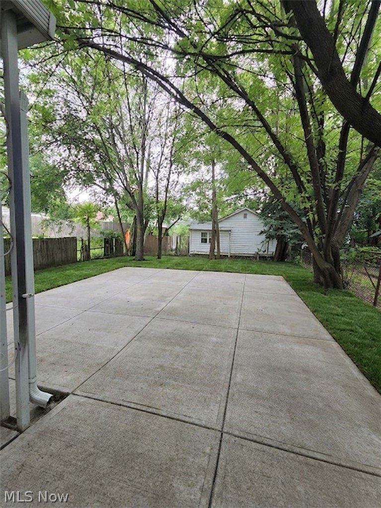 3454 E 73rd St – photo 4